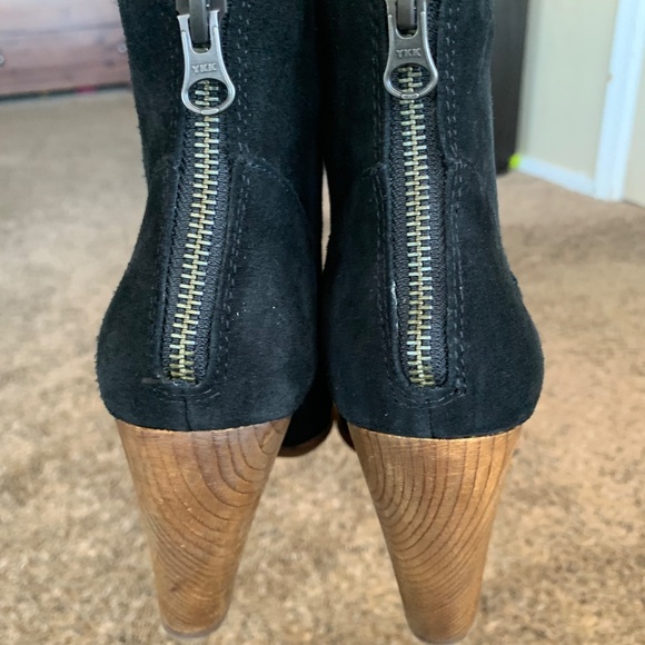 Kork-Ease Laura Black Suede Western Style Ankle Wedge Boots Sz.9 - Picture 6 of 12